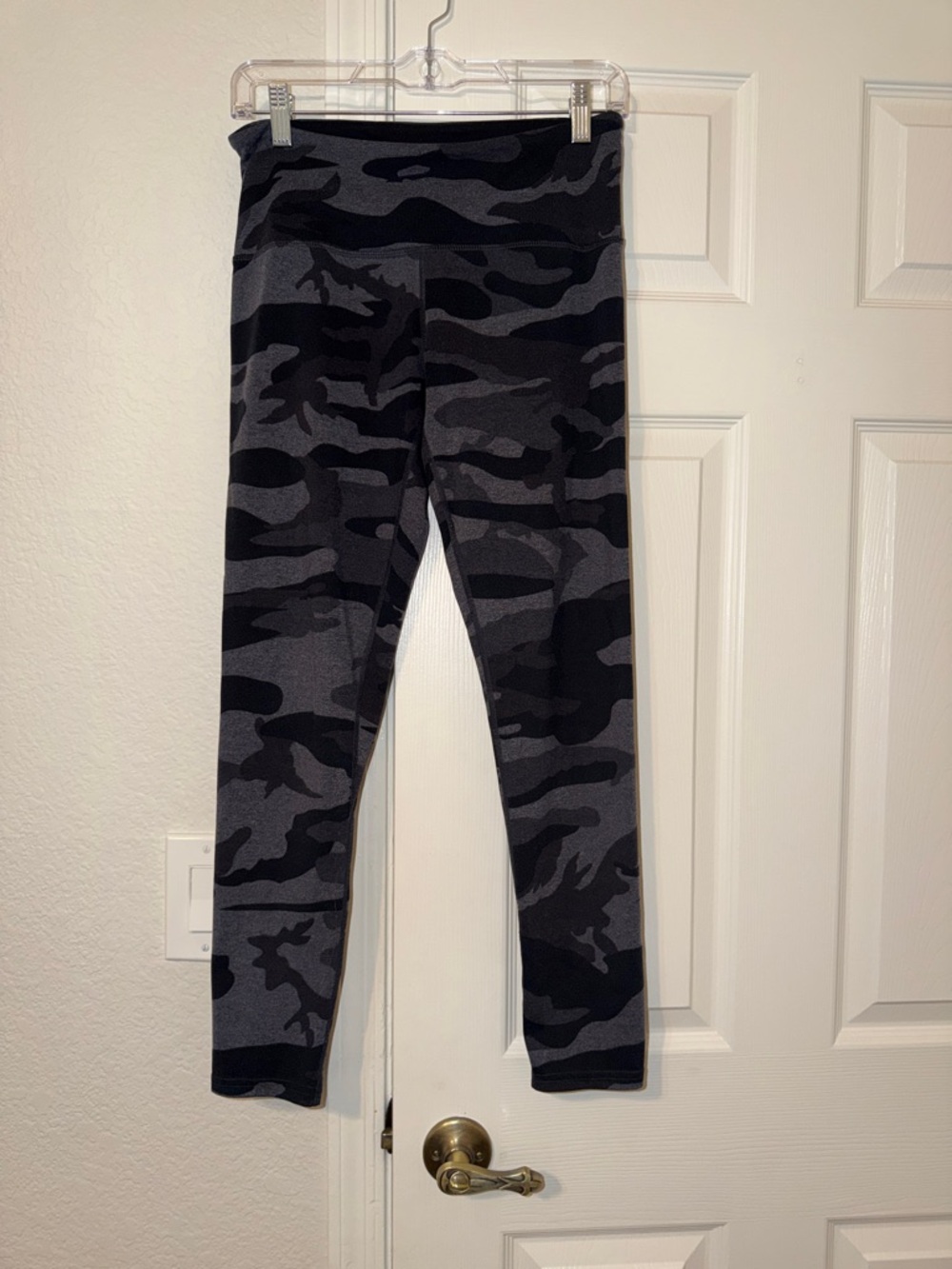 Tuff Athletics Black & Gray Camo Leggings